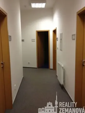 Pronájem kanceláře, Praha - Michle, Nuselská, 34 m2