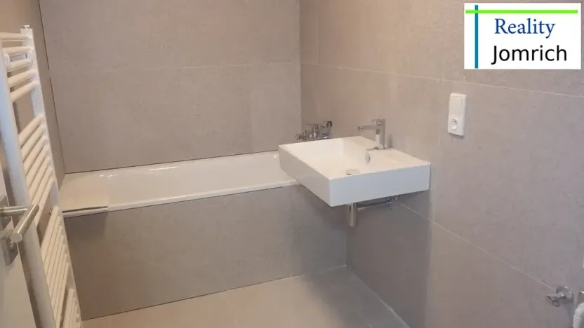 Pronájem bytu 2+kk, Jablonec nad Nisou, Jungmannova, 66 m2