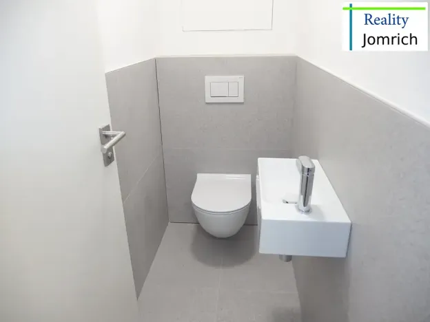 Pronájem bytu 2+kk, Jablonec nad Nisou, Jungmannova, 66 m2