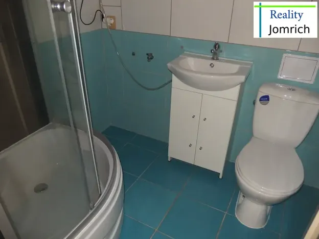 Pronájem bytu 2+1, Liberec, Na Srázu, 52 m2