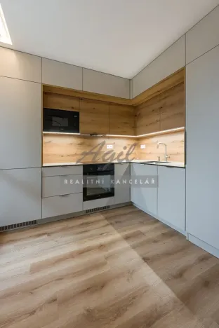 Pronájem bytu 1+1, Šlapanice, 30 m2