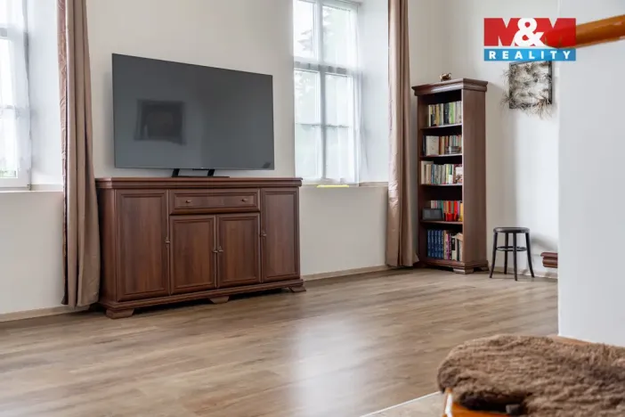 Prodej rodinného domu, Moravec, 220 m2
