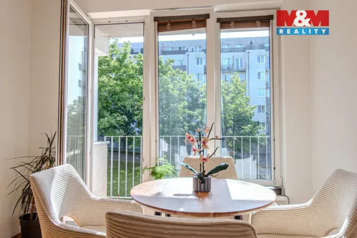 Pronájem bytu 2+kk, Praha, Názovská, 50 m2