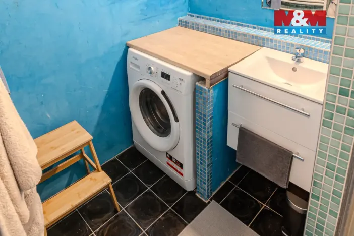 Pronájem bytu 2+kk, Praha, Názovská, 50 m2