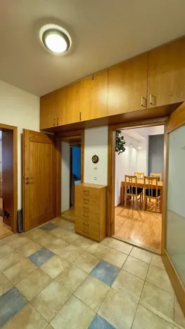 Pronájem bytu 3+1, Praha - Vršovice, Kišiněvská, 74 m2