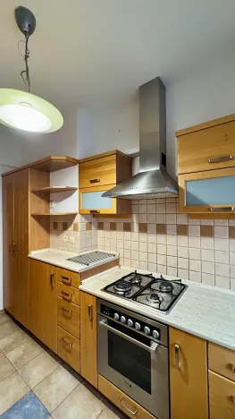 Pronájem bytu 3+1, Praha - Vršovice, Kišiněvská, 74 m2