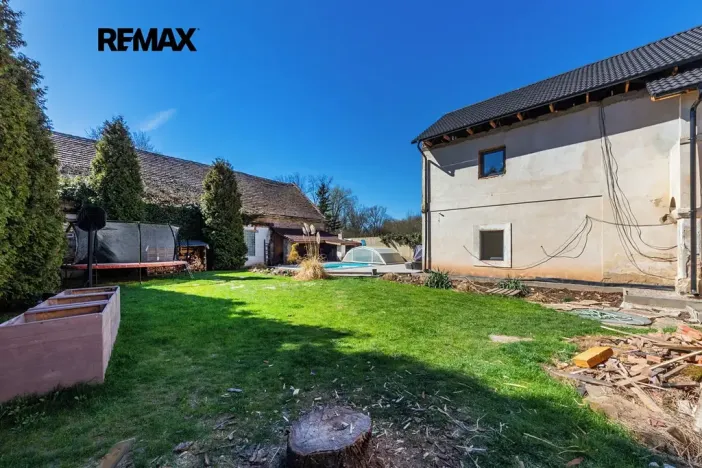 Prodej činžovního domu, Černuc, 330 m2
