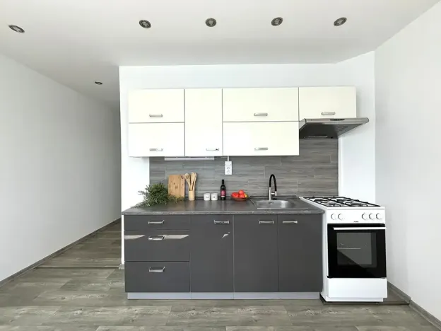 Pronájem bytu 3+1, Česká Lípa, Uranová, 72 m2