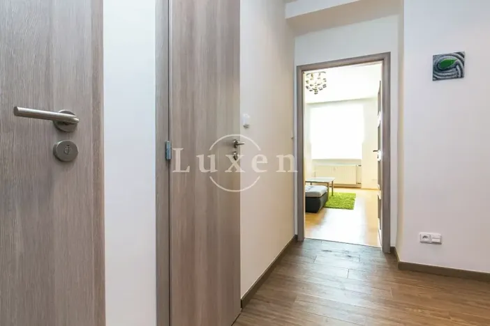 Pronájem bytu 2+1, Praha - Vokovice, Kladenská, 61 m2
