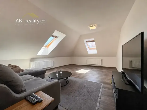 Pronájem bytu 2+1, Teplice, Českobratrská, 90 m2