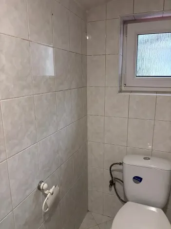 Pronájem rodinného domu, Jesenice, 120 m2