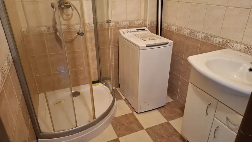 Pronájem bytu 2+kk, Praha - Podolí, Podolská, 47 m2