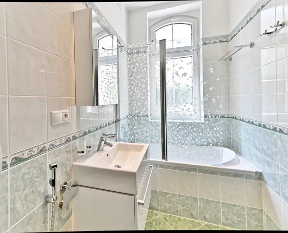 Prodej bytu 3+1, Karlovy Vary, Krále Jiřího, 105 m2