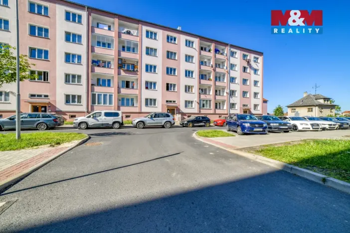 Prodej bytu 2+1, Cheb, V Zahradách, 60 m2