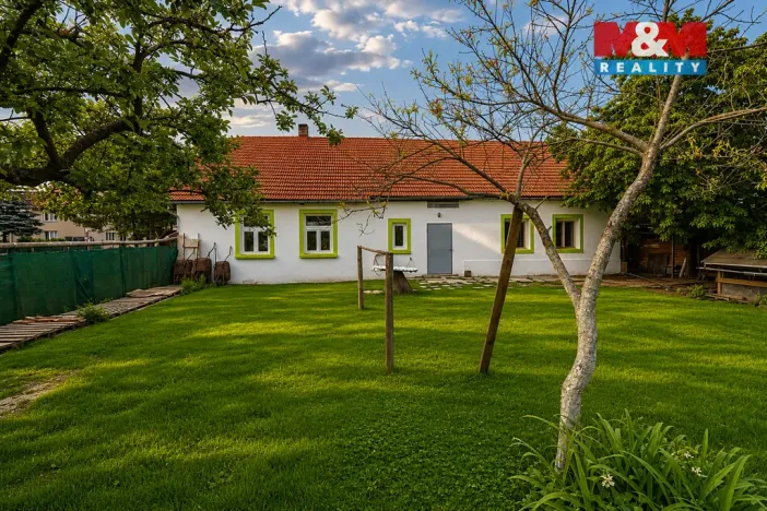 Prodej rodinného domu, Kostelec nad Černými lesy - Svatbín, 140 m2