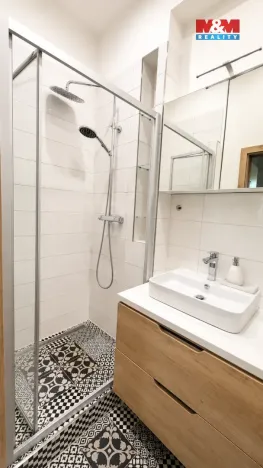 Prodej bytu 3+kk, Praha - Libeň, V Holešovičkách, 70 m2