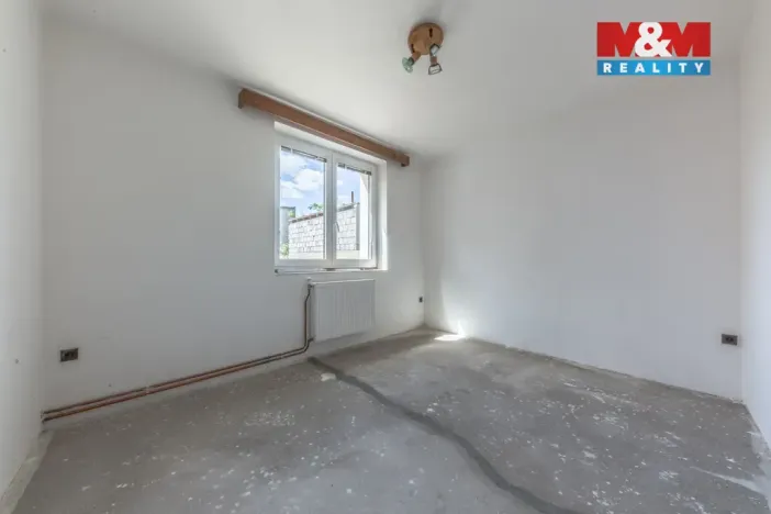 Prodej rodinného domu, Semice, 135 m2