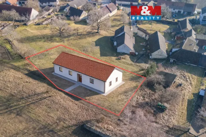 Prodej rodinného domu, Chlumy, 94 m2
