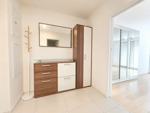 Pronájem bytu 1+kk, Praha - Vršovice, Archangelská, 40 m2