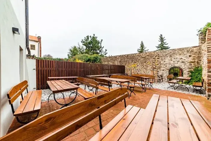 Pronájem obchodního prostoru, Jihlava, Čajkovského, 90 m2