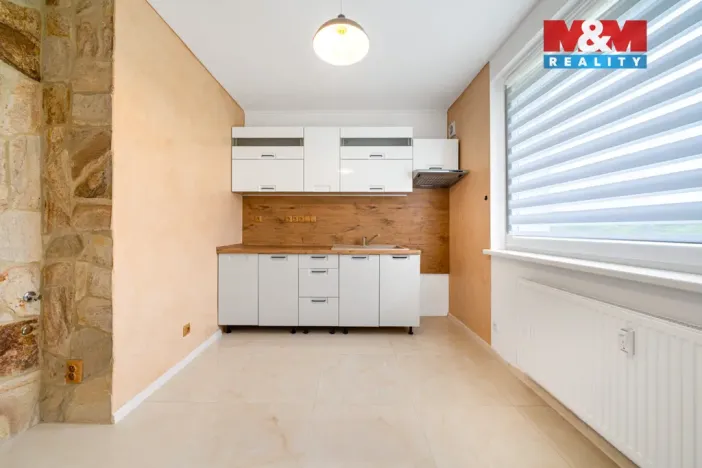 Prodej bytu 3+1, Jirkov, Mládežnická, 68 m2