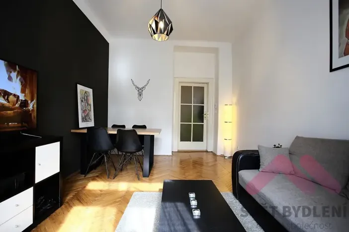 Pronájem bytu 2+kk, Praha - Vinohrady, Radhošťská, 45 m2