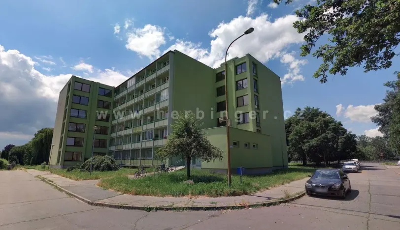 Pronájem bytu 1+kk, Otrokovice, Školní, 33 m2