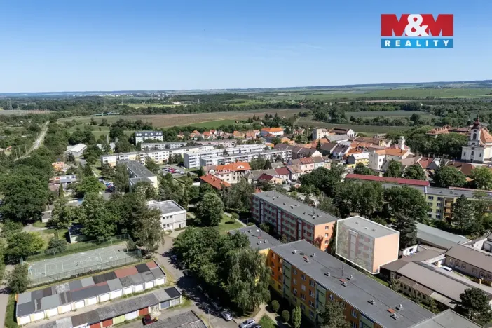 Prodej bytu 4+1, Postoloprty, Jiráskovo náměstí, 77 m2