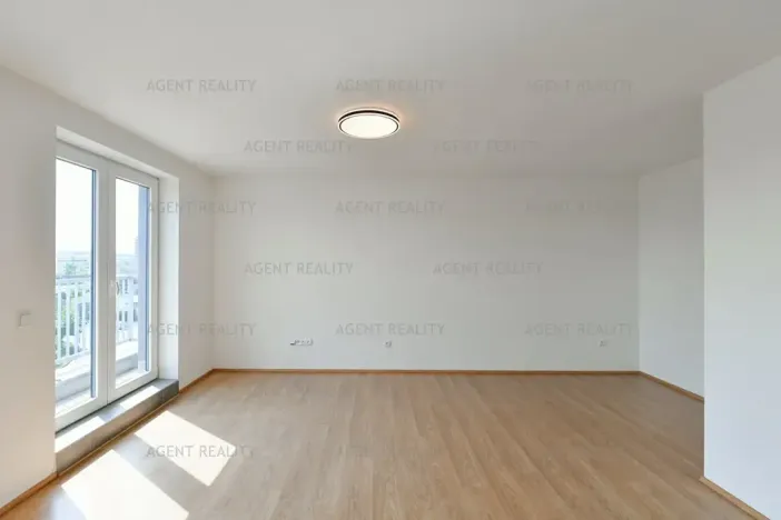 Pronájem bytu 1+kk, Praha - Holešovice, V závětří, 41 m2