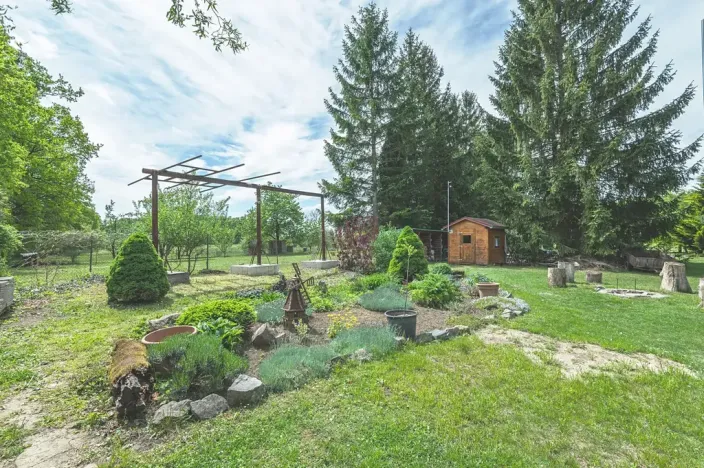 Prodej chaty, Býchory, 35 m2