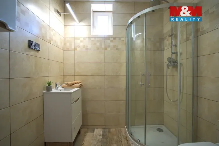 Prodej bytu 2+1, Český Těšín, Božkova, 68 m2