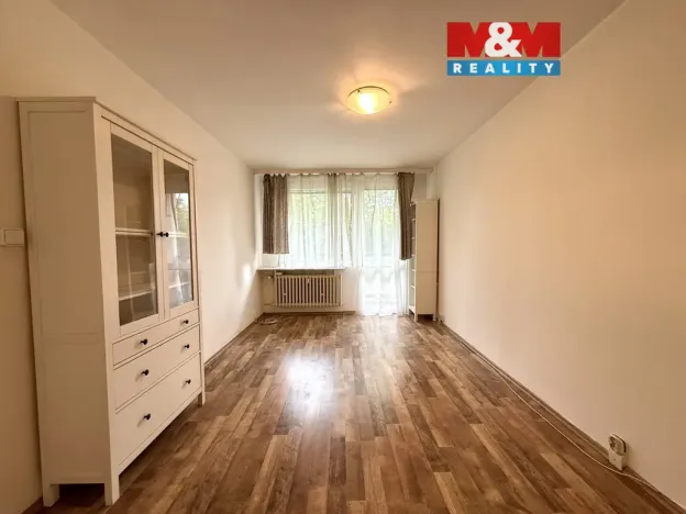 Pronájem bytu 2+kk, Praha - Kobylisy, Třeboradická, 40 m2