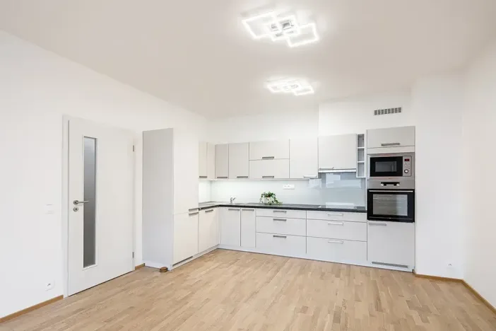 Pronájem bytu 2+kk, Praha - Hloubětín, Waltariho, 55 m2