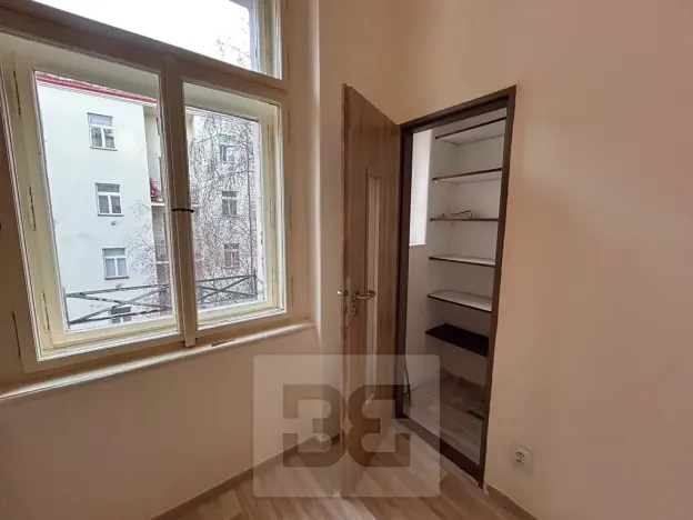 Pronájem bytu 2+kk, Praha - Žižkov, Hartigova, 38 m2