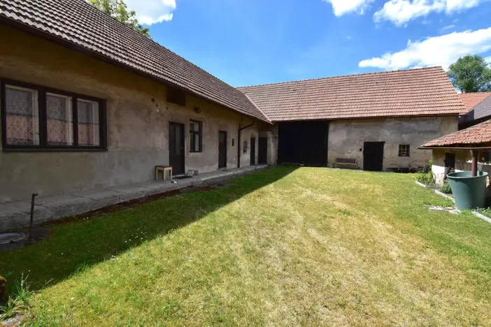 Prodej rodinného domu, Jíkev, 290 m2