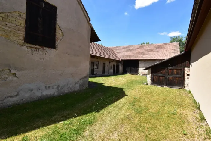Prodej rodinného domu, Jíkev, 290 m2