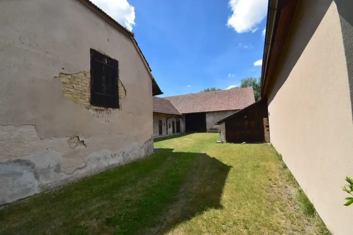 Prodej rodinného domu, Jíkev, 290 m2