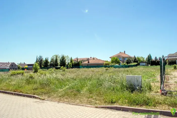 Prodej pozemku pro bydlení, Trnová, 1707 m2