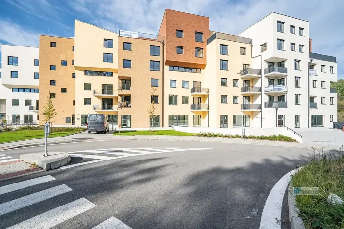 Pronájem bytu 1+kk, Český Krumlov, Za Jitonou, 43 m2