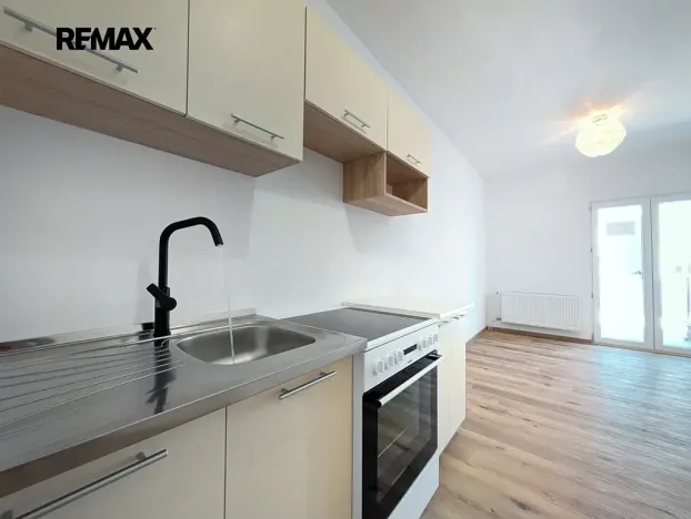 Pronájem bytu 1+kk, Račetice, 36 m2