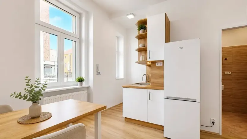 Pronájem bytu 2+kk, Praha - Nusle, Boleslavova, 37 m2