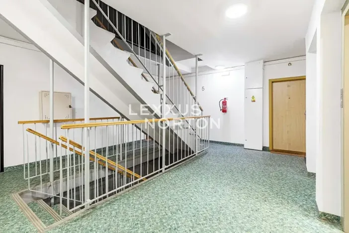 Prodej bytu 3+1, Praha - Krč, Točitá, 77 m2