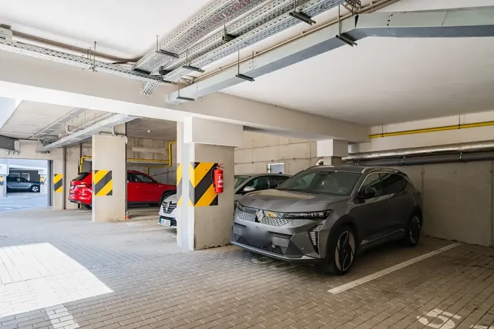 Pronájem bytu 4+kk, Praha - Strašnice, V olšinách, 100 m2