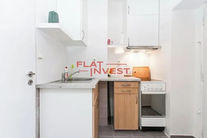 Pronájem bytu 1+kk, Praha - Dejvice, Kafkova, 25 m2