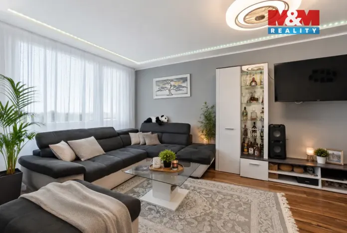 Prodej bytu 3+1, Praha - Prosek, Prosecká, 69 m2