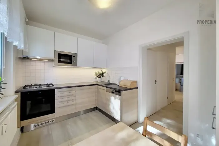 Prodej bytu 3+1, Kuřim, Školní, 102 m2