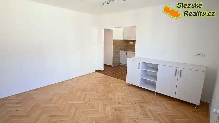 Pronájem bytu 3+1, Opava, Krnovská, 78 m2