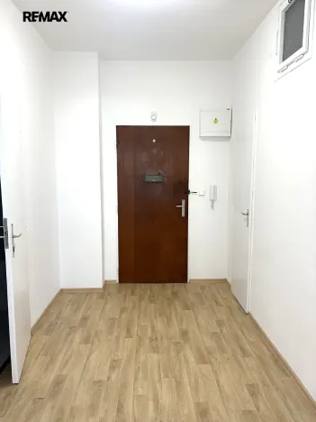Pronájem bytu 1+1, Praha - Libeň, Pivovarnická, 55 m2
