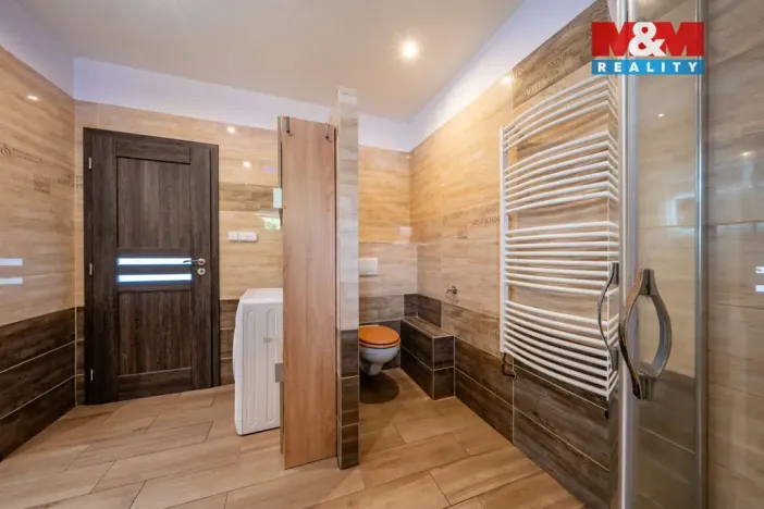 Prodej rodinného domu, Janov nad Nisou - Loučná nad Nisou, 340 m2