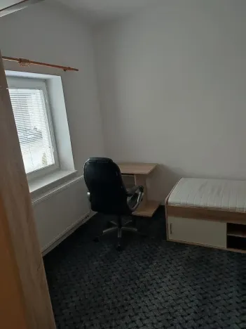 Pronájem bytu 1+1, Brno, Mojmírovo náměstí, 18 m2